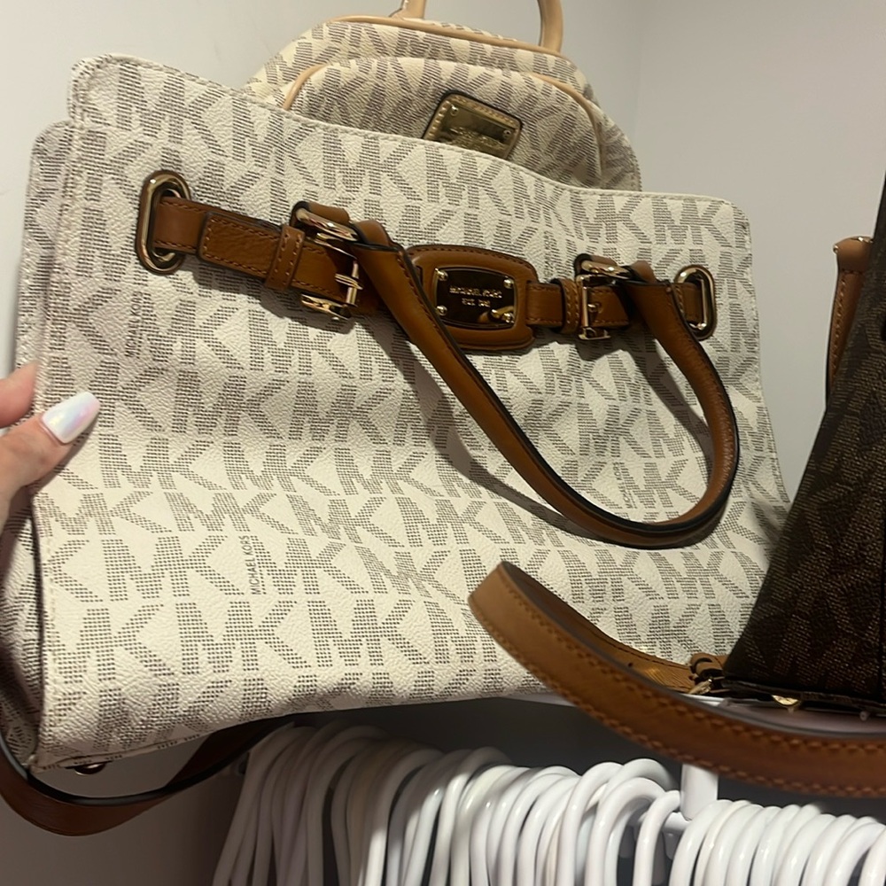Michael Kors purse